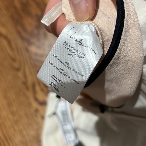 T babaton Lockwood shorts - Picture 5 of 6